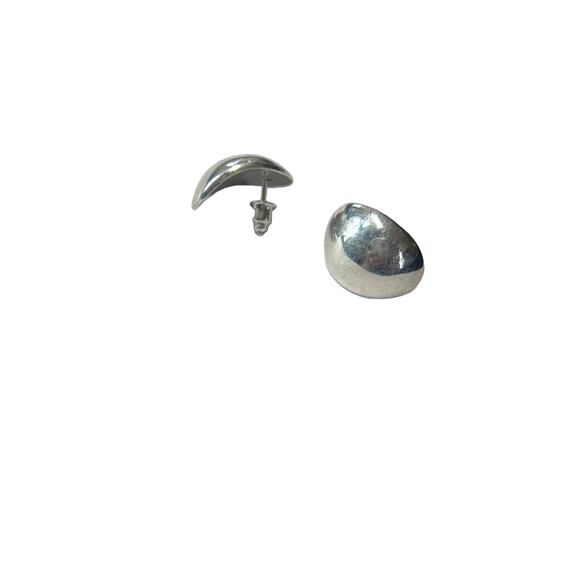 925 Women's Oval Curved Sterling Silver Pierced Stud Earrings - Picture 10 of 11